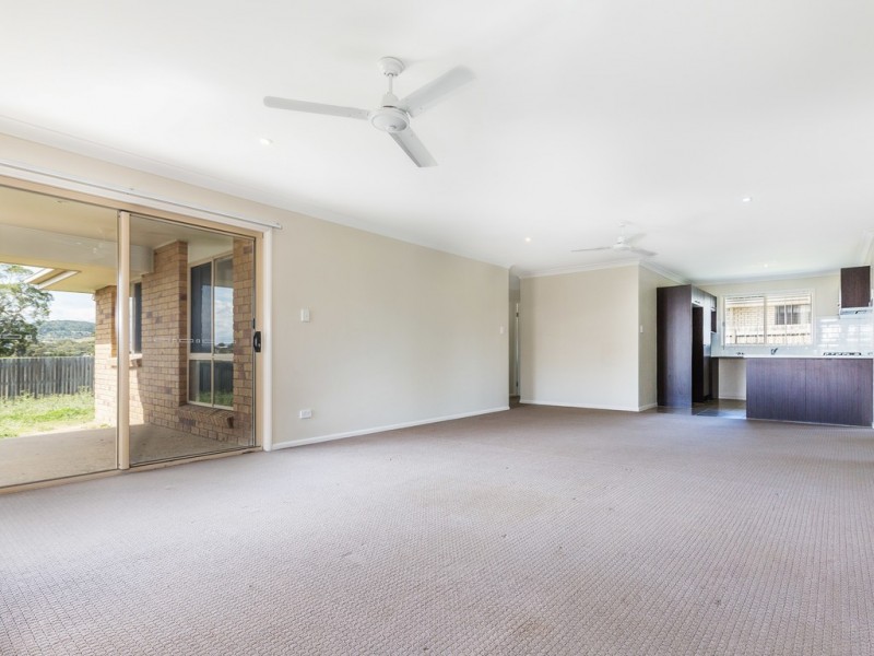 29 PEREGRINE DRIVE, Lowood QLD 4311