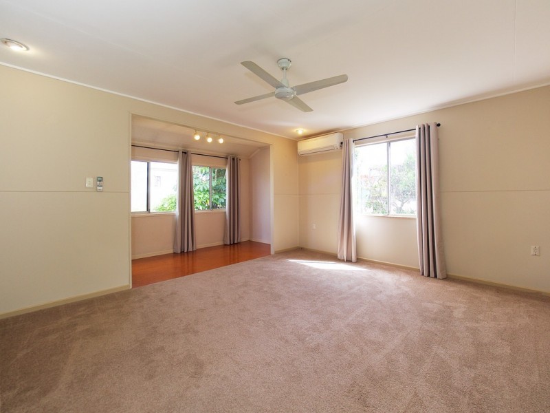 2A ROBERTS STREET, North Ipswich QLD 4305