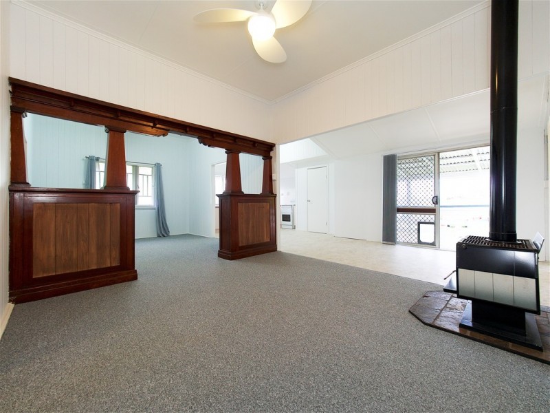 114 Clarendon Station Road, Clarendon QLD 4311