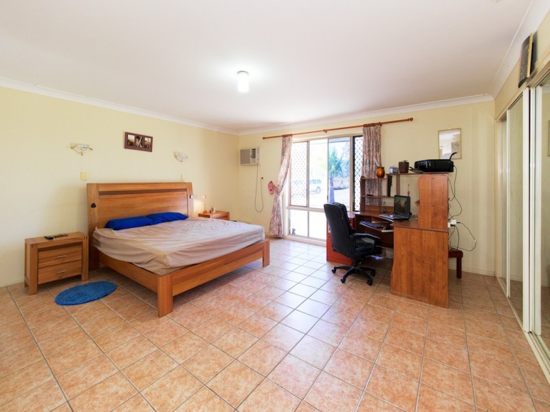 1 DELETRAZ ROAD, Wivenhoe Pocket QLD 4306