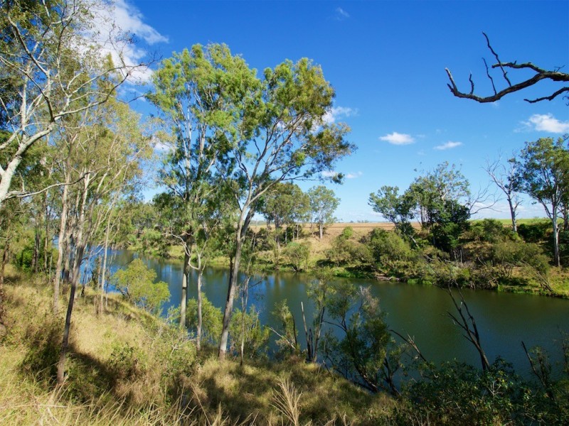 1 DELETRAZ ROAD, Wivenhoe Pocket QLD 4306