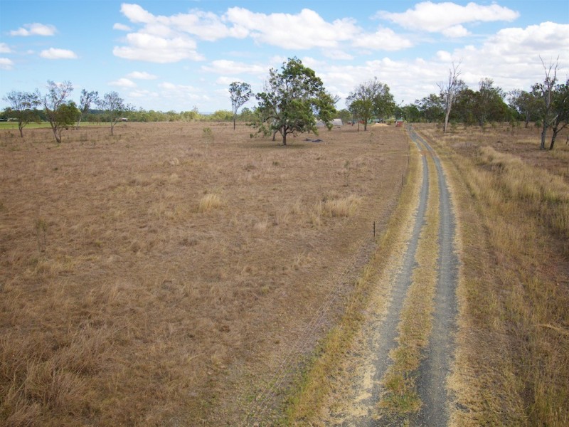 1 DELETRAZ ROAD, Wivenhoe Pocket QLD 4306