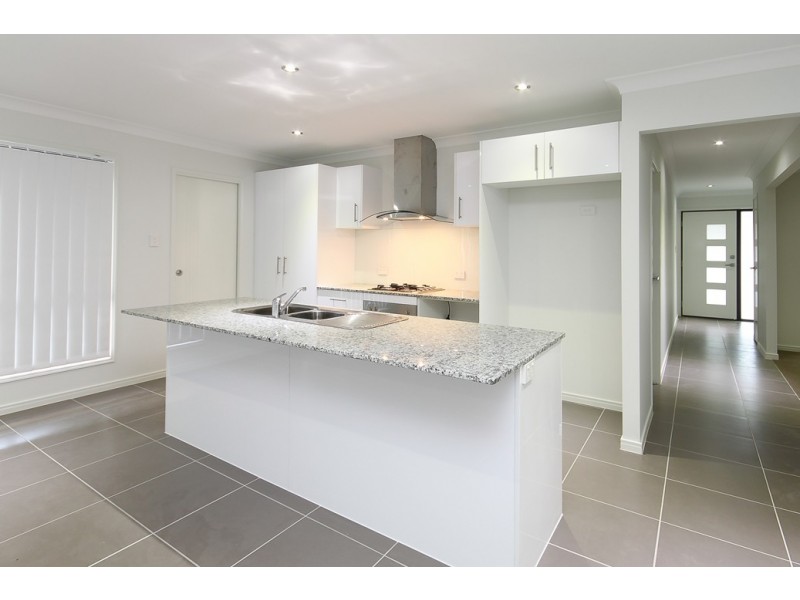 46 CORNELIUS DRIVE, Augustine Heights QLD 4300