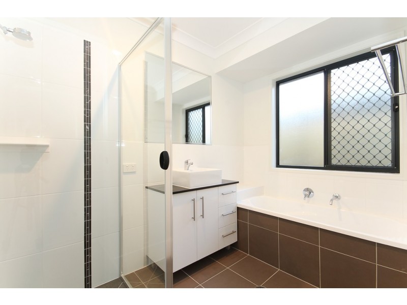 46 CORNELIUS DRIVE, Augustine Heights QLD 4300