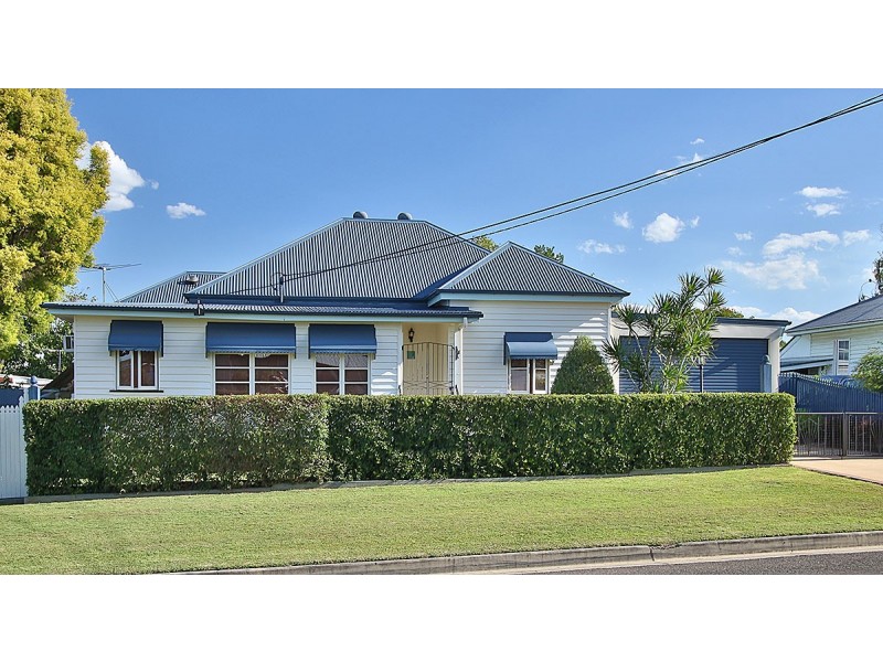35 STUART STREET, Eastern Heights QLD 4305