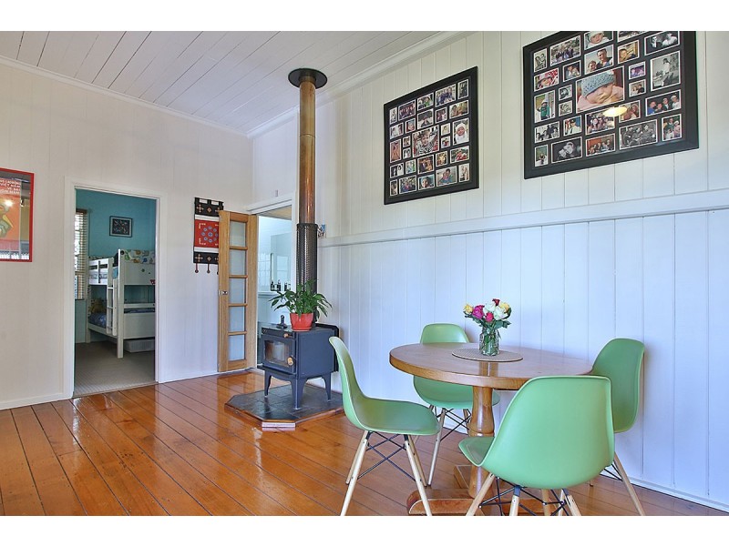 35 STUART STREET, Eastern Heights QLD 4305