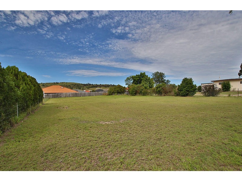 18 HARRIER PLACE, Lowood QLD 4311