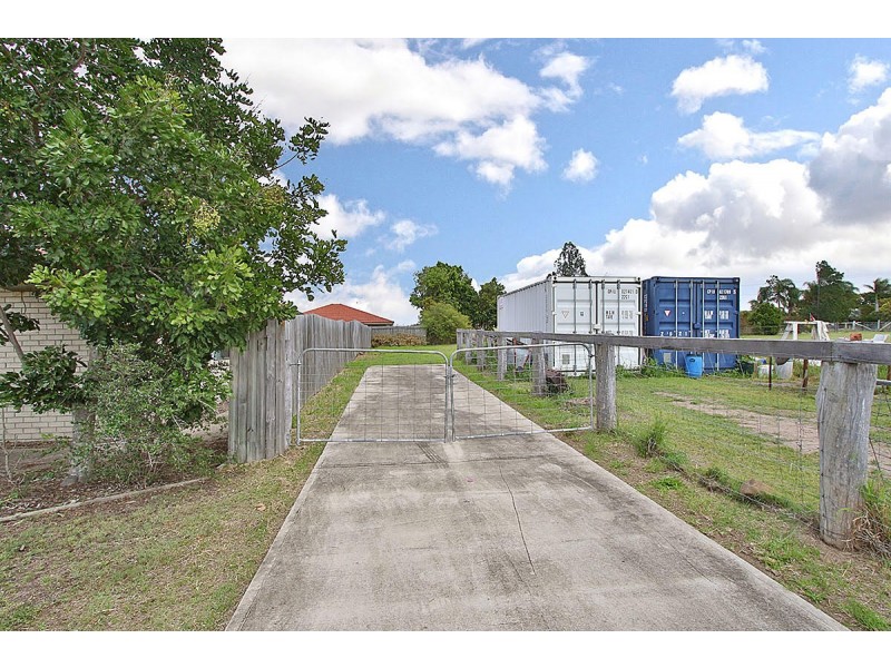 18 HARRIER PLACE, Lowood QLD 4311