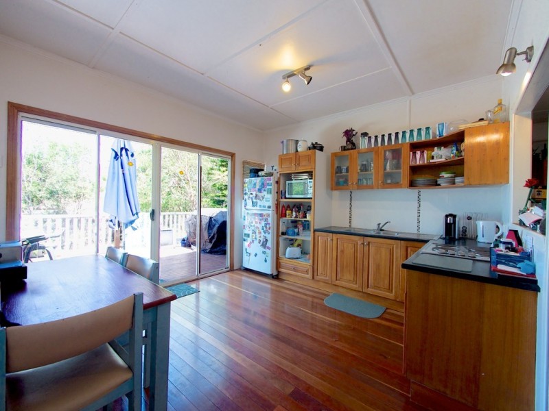 11 BREMER STREET, Churchill QLD 4305