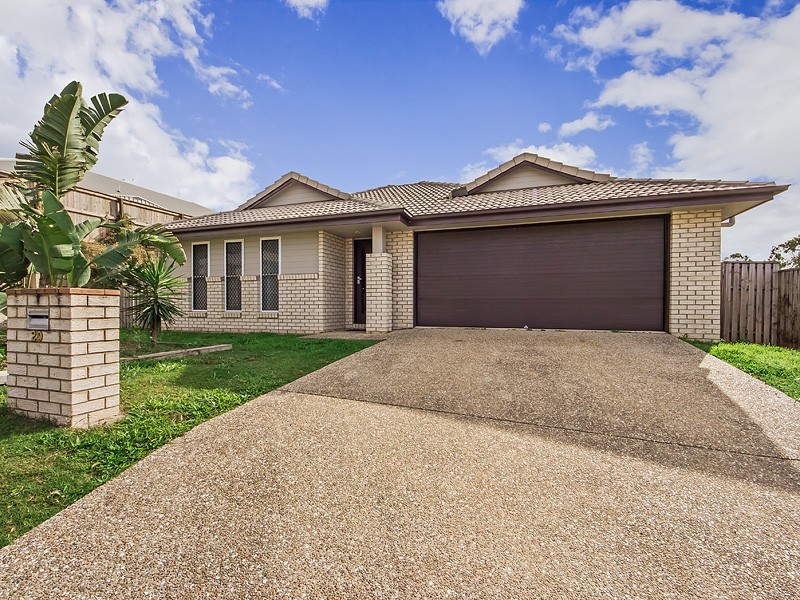 29 GOLDENWOOD CRESCENT, Fernvale QLD 4306