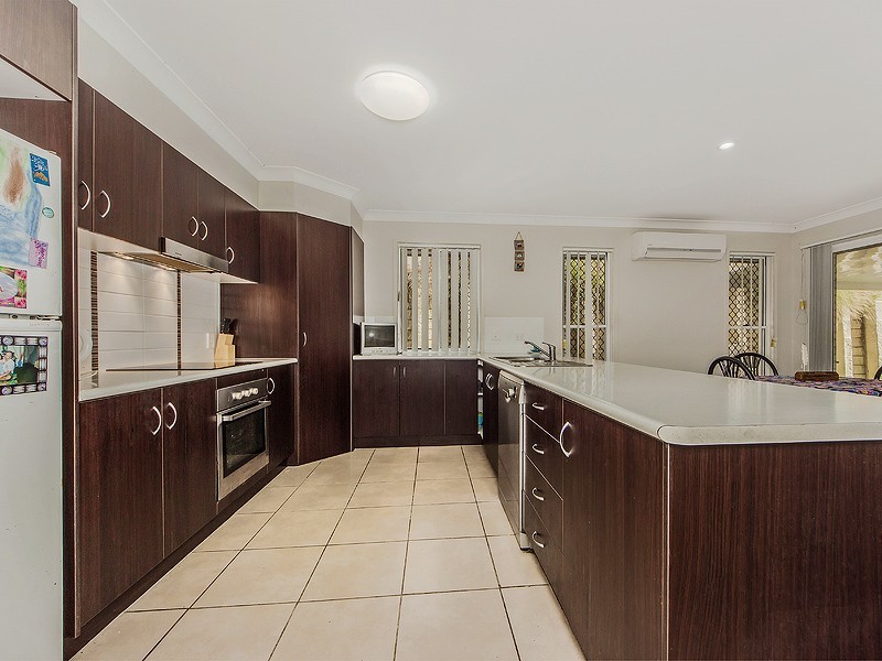 29 GOLDENWOOD CRESCENT, Fernvale QLD 4306
