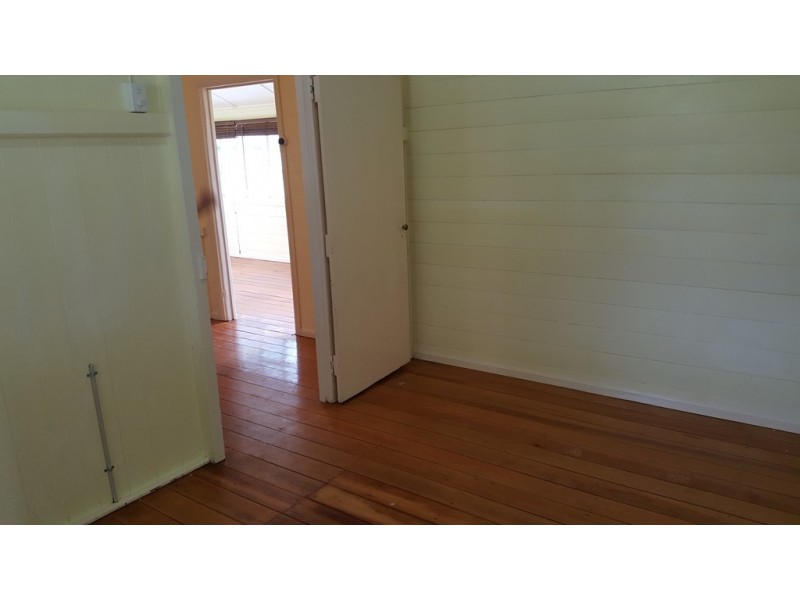 64 RAILWAY STREET, Lowood QLD 4311
