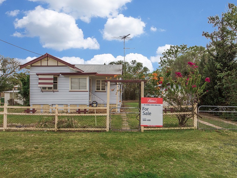11 DON STREET, Lowood QLD 4311