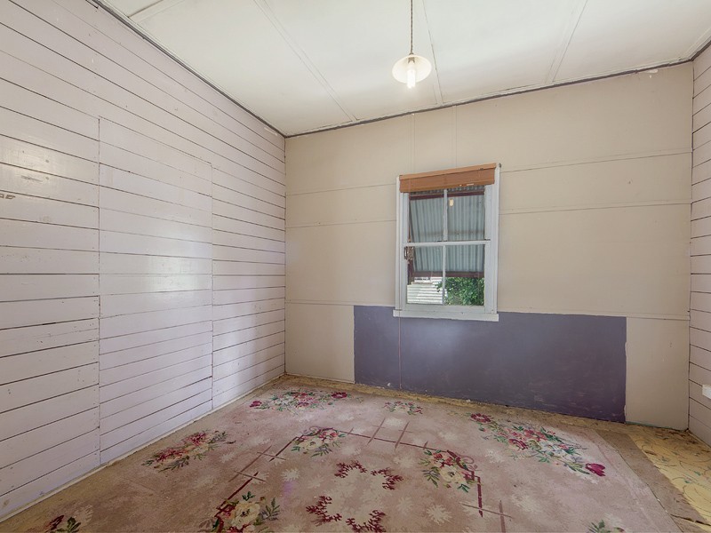 11 DON STREET, Lowood QLD 4311