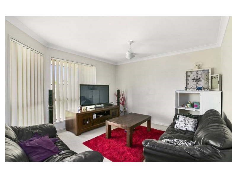 18 TRAVIS STREET, Yamanto QLD 4305