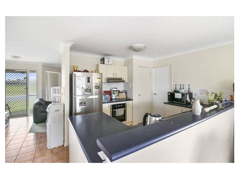 18 TRAVIS STREET, Yamanto QLD 4305