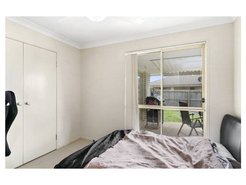 18 TRAVIS STREET, Yamanto QLD 4305