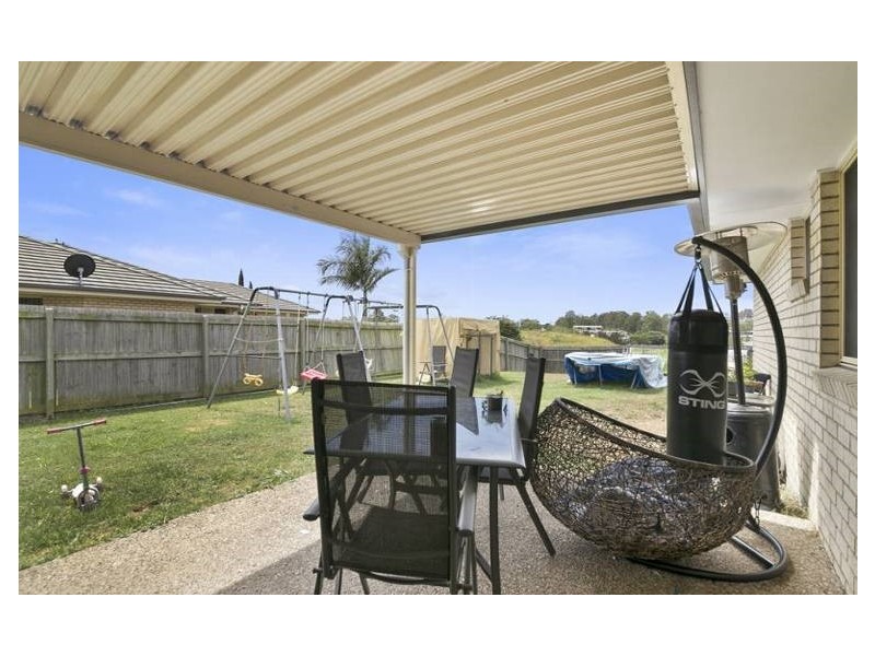 18 TRAVIS STREET, Yamanto QLD 4305