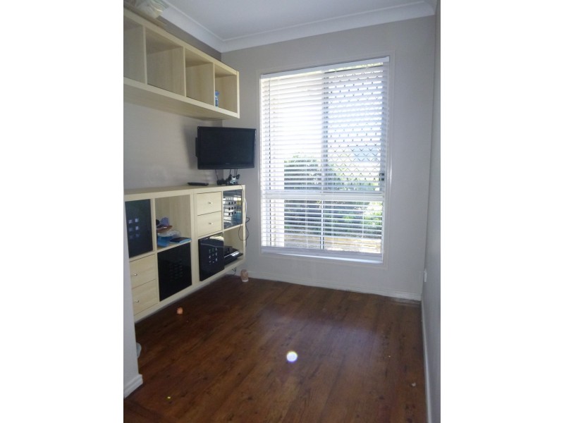 16 BRIGHTWOOD PLACE, Fernvale QLD 4306