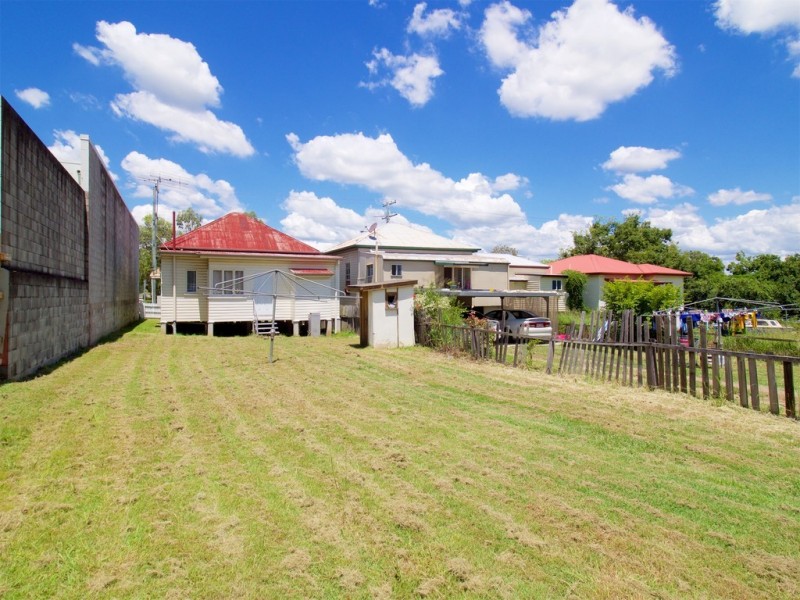 363 BRISBANE STREET, West Ipswich QLD 4305