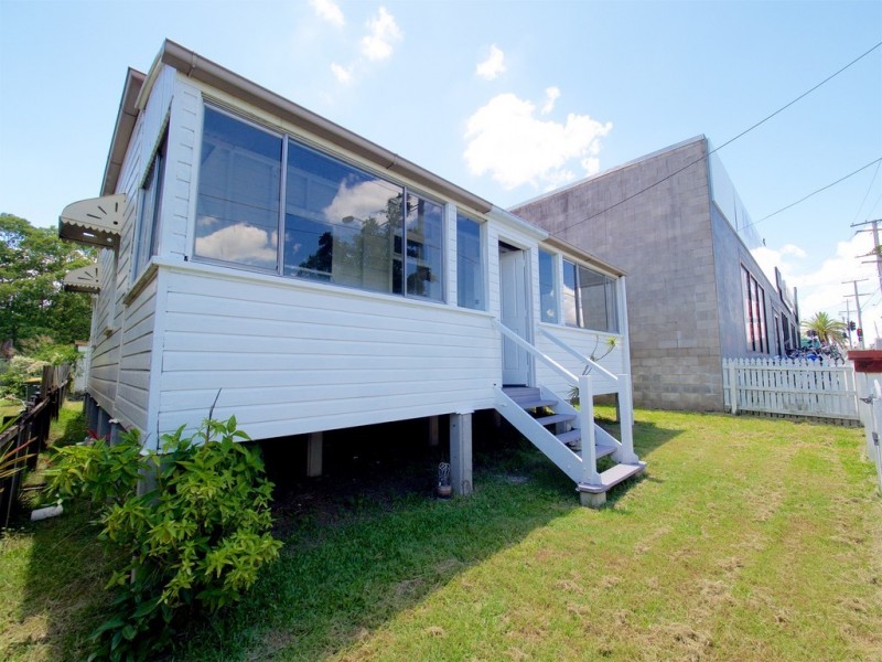 363 BRISBANE STREET, West Ipswich QLD 4305