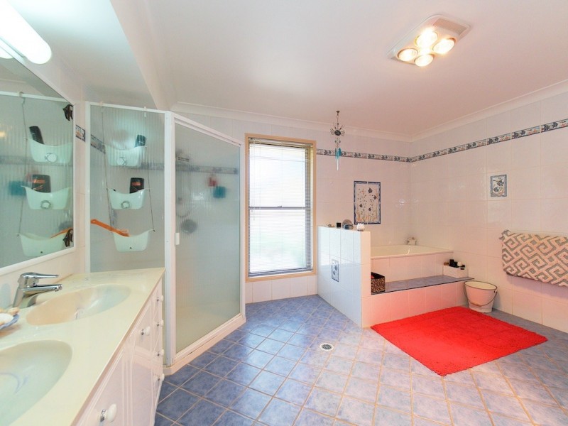 115 NORTHBROOK PARKWAY, Dundas QLD 4306