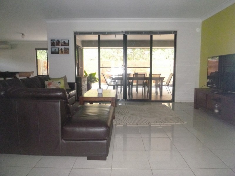 22 Corymbia Cres, Anstead QLD 4070