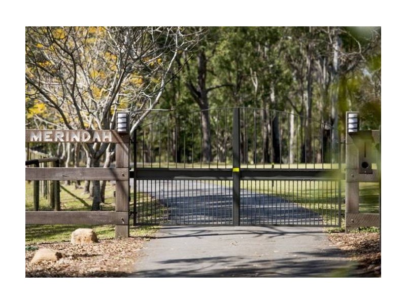 Pinjarra Hills QLD 4069