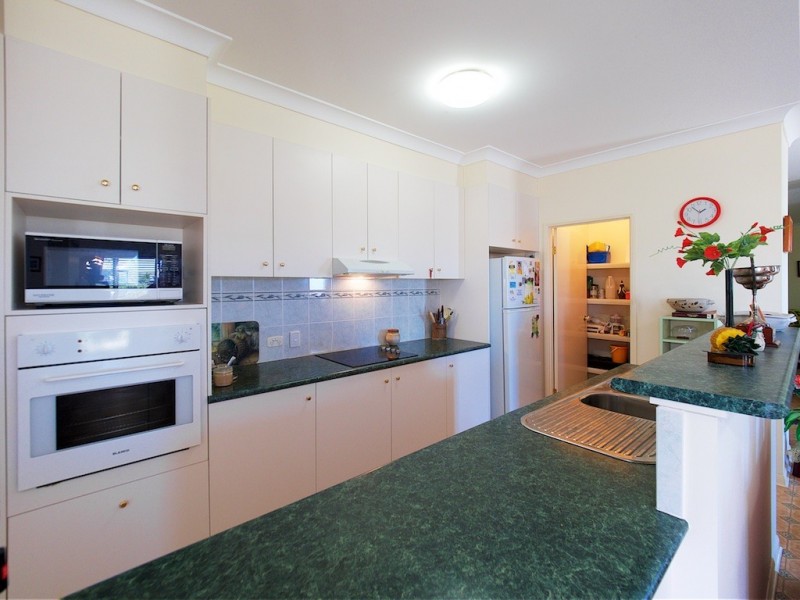 1 WALNUT CRESCENT, Lowood QLD 4311