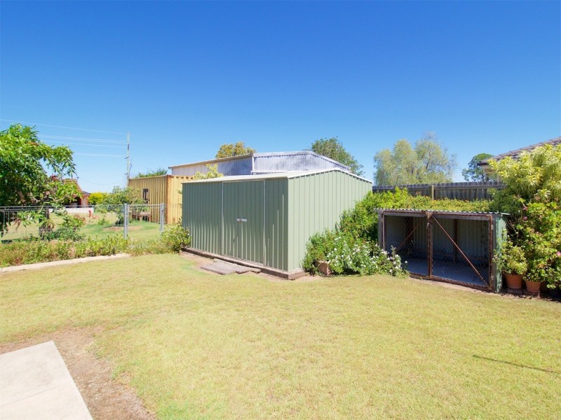 1 WALNUT CRESCENT, Lowood QLD 4311
