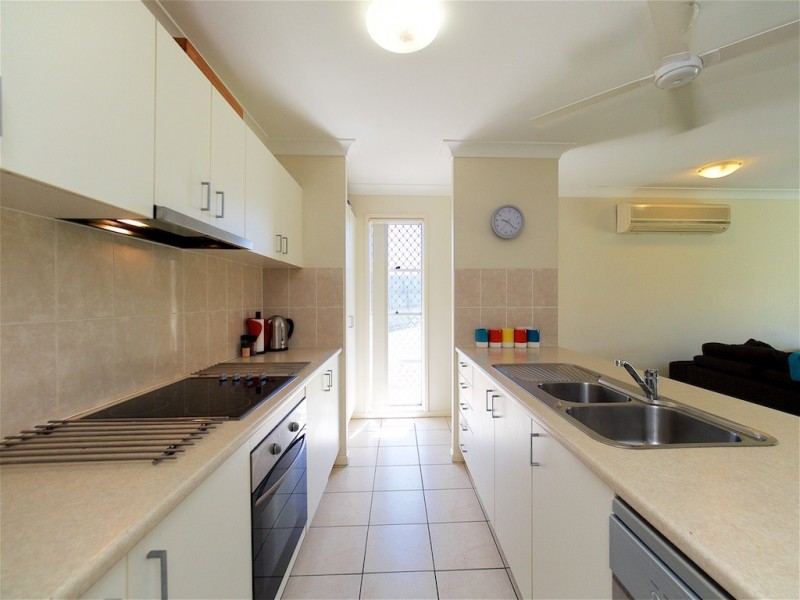 19 ACACIA CLOSE, Raceview QLD 4305