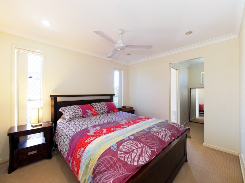 19 ACACIA CLOSE, Raceview QLD 4305