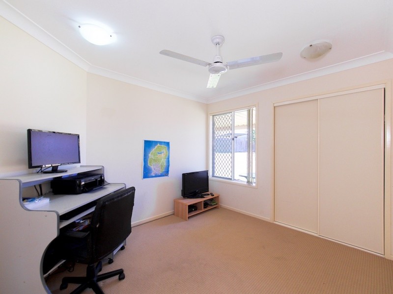 19 ACACIA CLOSE, Raceview QLD 4305