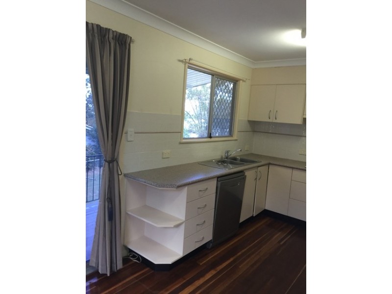 63 Holdsworth Street, North Ipswich QLD 4305