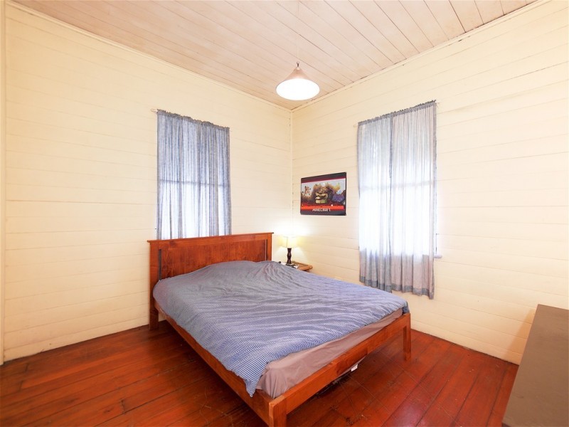 69 DOWNS STREET, North Ipswich QLD 4305