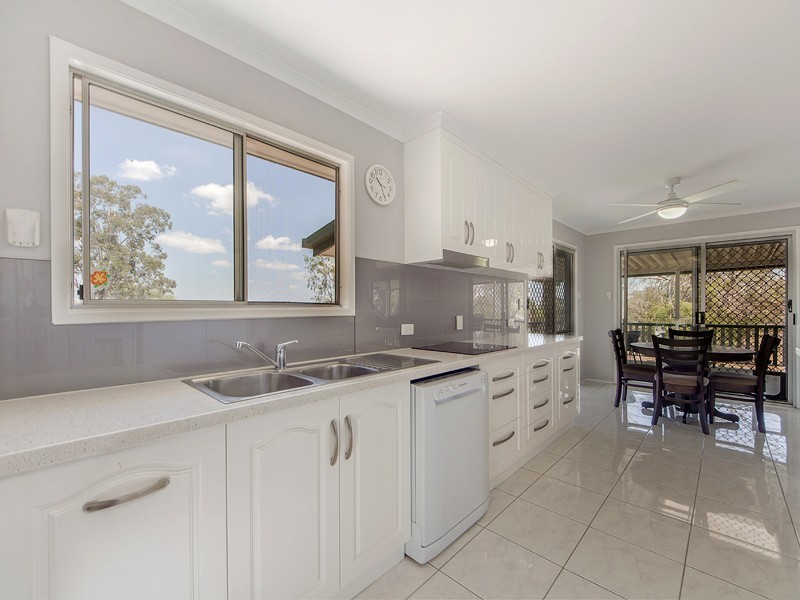 9 GREEN STREET, Lowood QLD 4311