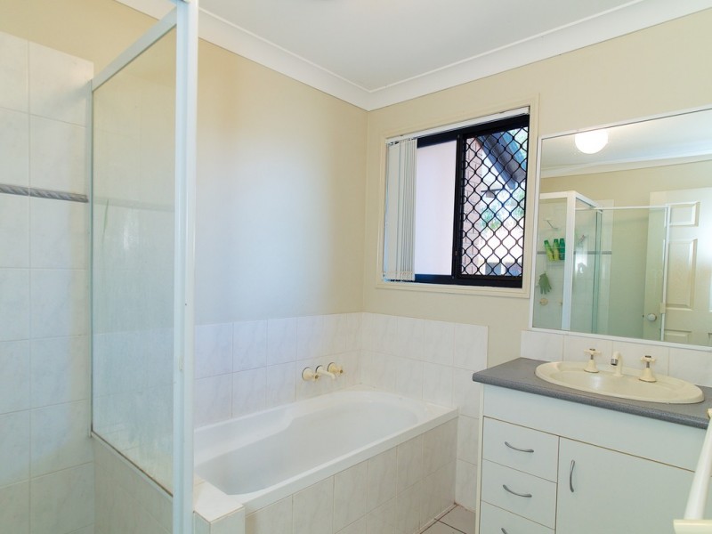 7 KATHLEEN PLACE, Yamanto QLD 4305