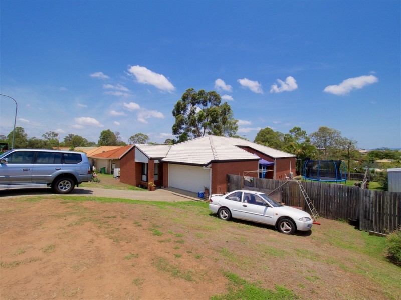 7 KATHLEEN PLACE, Yamanto QLD 4305