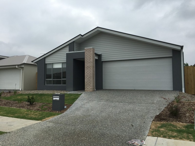 24 HUNTINGDALE, Leichhardt QLD 4305