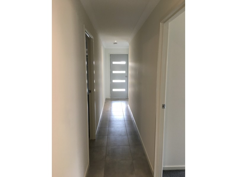 24 HUNTINGDALE, Leichhardt QLD 4305