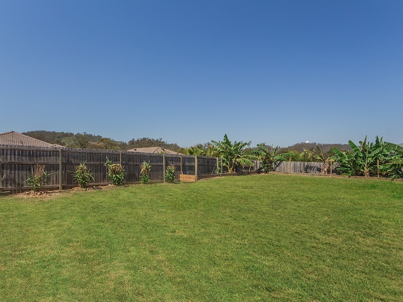 6 TRINITY CRESCENT, Augustine Heights QLD 4300