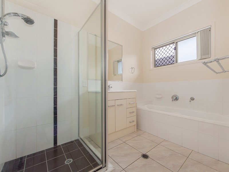 4 BROADWOOD STREET, Fernvale QLD 4306