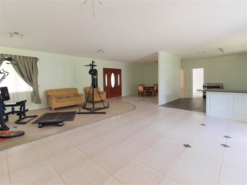 71 BELLWARDS ROAD, Coominya QLD 4311