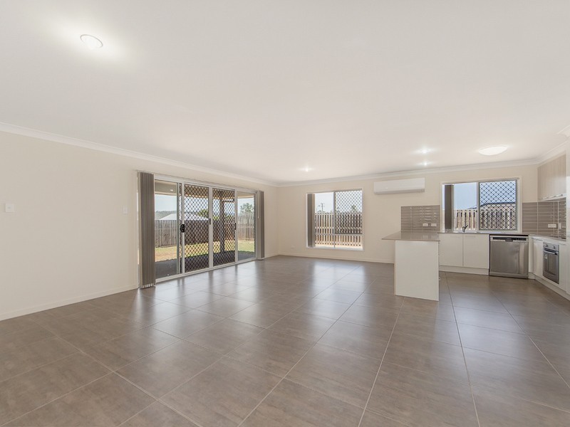 6 COTTONWOOD CRESCENT, Fernvale QLD 4306