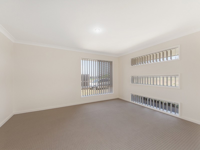 6 COTTONWOOD CRESCENT, Fernvale QLD 4306