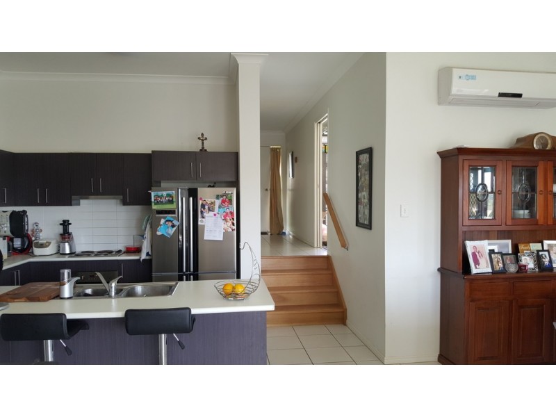 6 DIOR PLACE, Wulkuraka QLD 4305