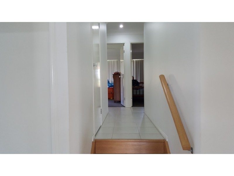 6 DIOR PLACE, Wulkuraka QLD 4305