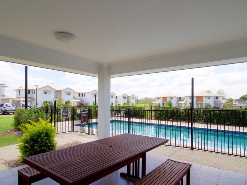 2/51 RIVER ROAD, Bundamba QLD 4304