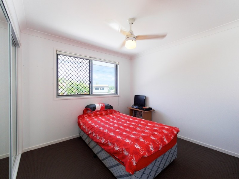 2/51 RIVER ROAD, Bundamba QLD 4304