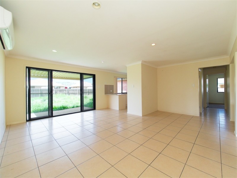 11 BRAY STREET, Lowood QLD 4311